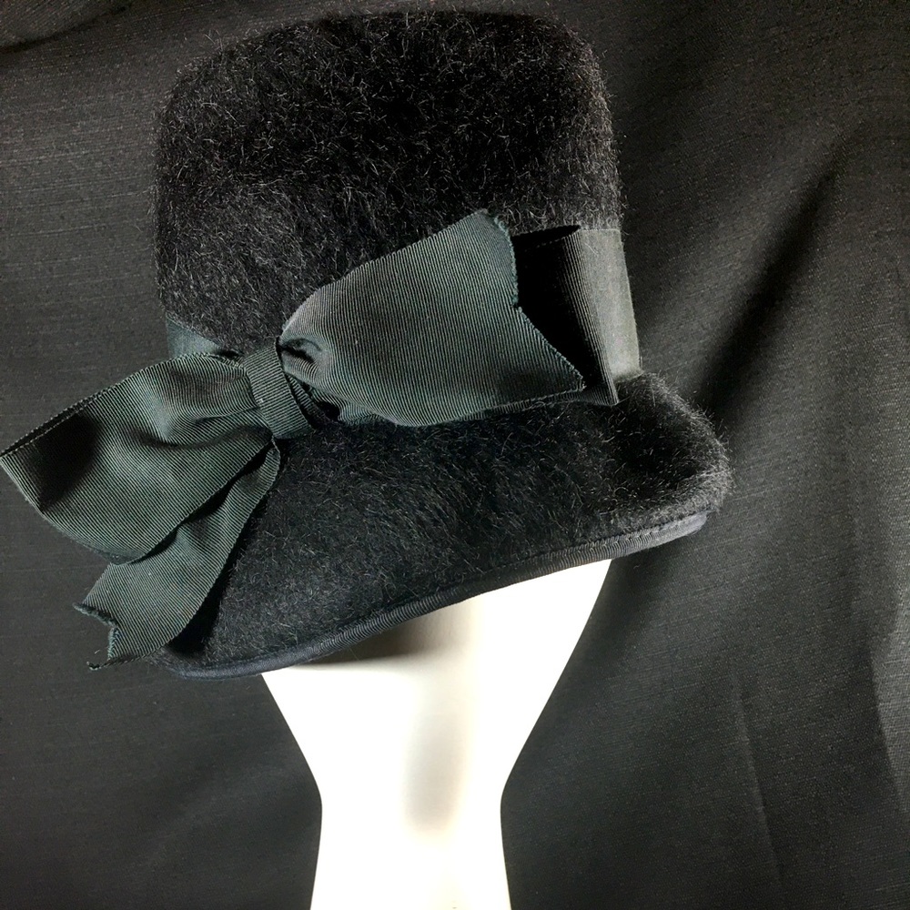 🧡 RARE 🧡Shagfelt Large Bow Black Hat with Bow Detail